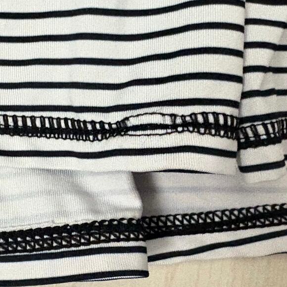 Kyodan Striped Athletic Skort Size L White With Black Stripes Secure Back Pocket - Picture 4 of 7